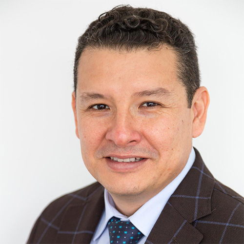 Facilitador_0000_Renzo Rabines