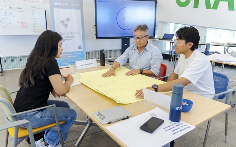 hackaton-2026_0003_RC224460