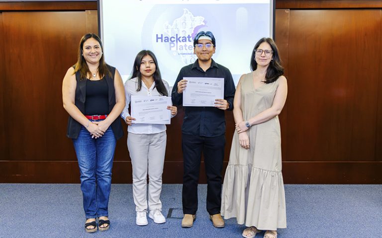 hackaton-2026_0004_RC225184