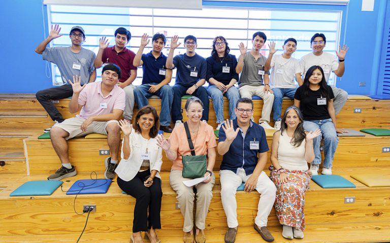 hackaton-2026_0009_RC224266